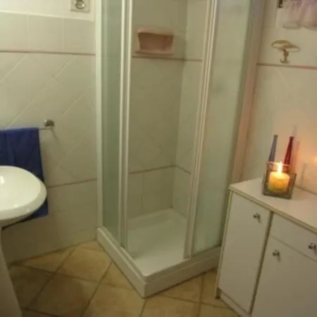 Apartamento In Montieri Mit Offenem Kamin
